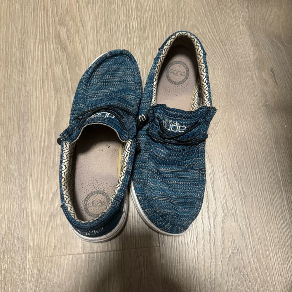 Used Men’s Hey Dude Shoe
